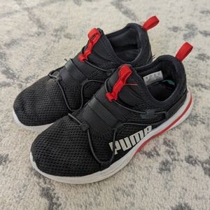 Boys Puma Tennis Shoes